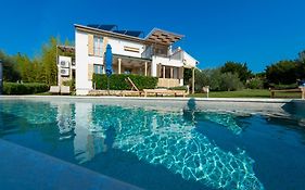 Casa Bamboo